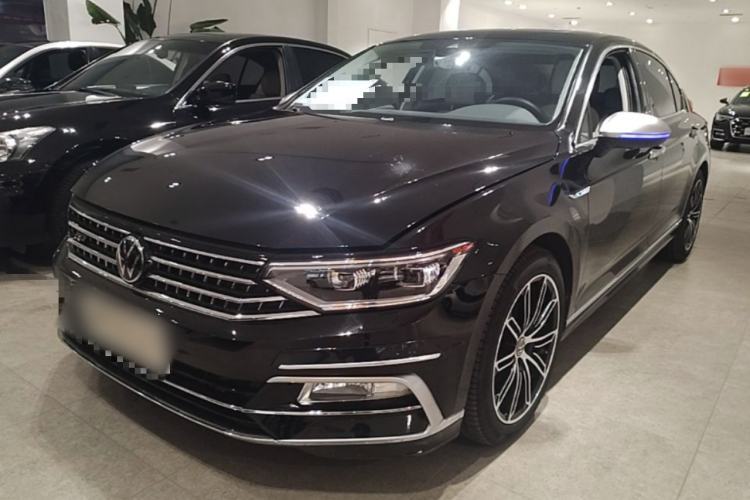 Used Volkswagen Magotan 2023 2 Million Units Commemorative Edition 330TSI DSG Luxury Version Guazi used car, China used car export, Used car for sale, Used cars, Cheapest cars for sale