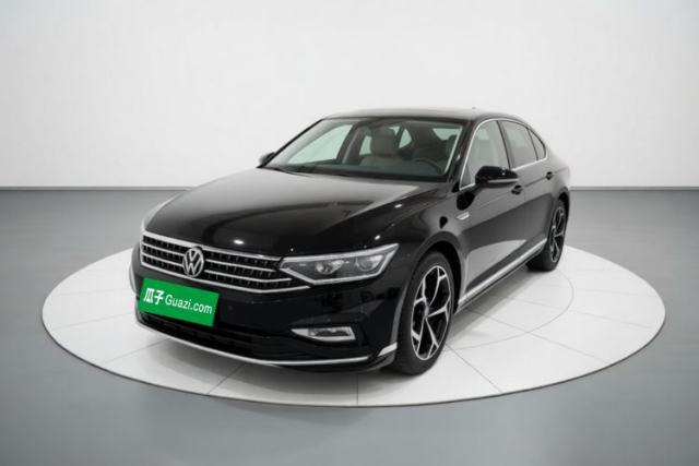 Ojetý Volkswagen Magotan 2023 2 Million Units Commemorative Edition 330TSI DSG Luxury Version