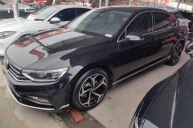 Used Volkswagen Magotan 2023 2 Million Units Limited Edition 330TSI DSG Leading Version
