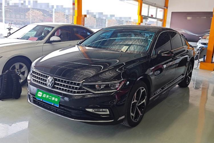 Used Volkswagen Magotan 2023 2 Million Units Limited Edition 330TSI DSG Leading Version Guazi used car, China used car export, Used car for sale, Used cars, Cheapest cars for sale