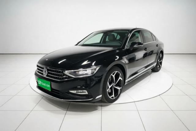 Ojetý Volkswagen Magotan 2023 2 Million Units Commemorative Edition 330TSI DSG Luxury Version
