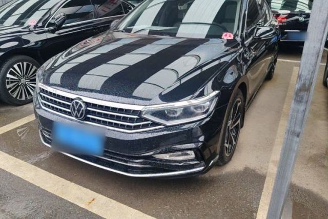 Used Volkswagen Magotan 2023 2 Million Units Commemorative Edition 330TSI DSG Luxury Version