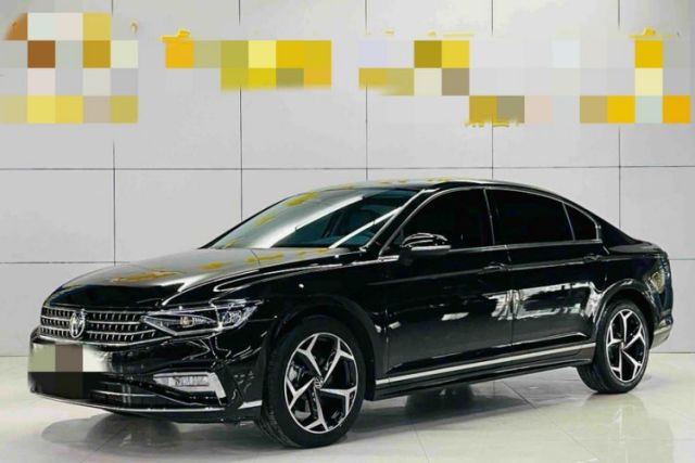Ojetý Volkswagen Magotan 2023 2 Million Units Limited Edition 330TSI DSG Leading Version