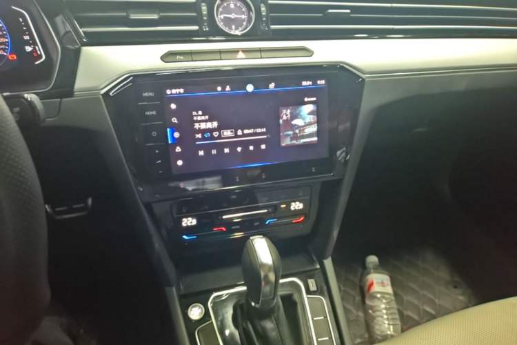 Used Volkswagen Magotan 2023 2 Million Units Limited Edition 330TSI DSG Leading Version Audio And AC Panel
