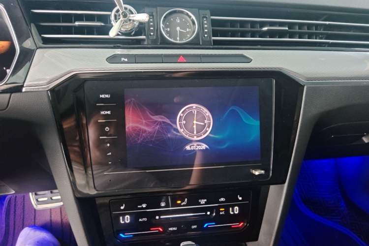 Used Volkswagen Magotan 2023 2 Million Units Limited Edition 330TSI DSG Leading Version Audio And AC Panel