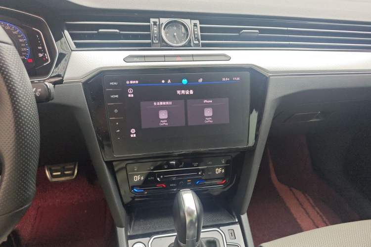 Used Volkswagen Magotan 2023 2 Million Units Commemorative Edition 330TSI DSG Luxury Version Audio And AC Panel