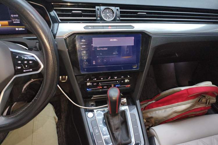 Used Volkswagen Magotan 2023 2 Million Units Limited Edition 330TSI DSG Leading Version Audio And AC Panel