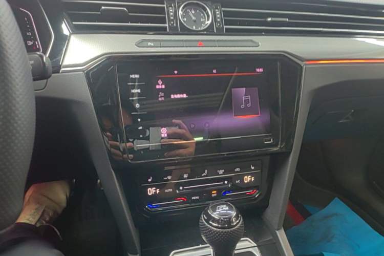 Used Volkswagen Magotan 2023 2 Million Units Limited Edition 330TSI DSG Leading Version Audio And AC Panel