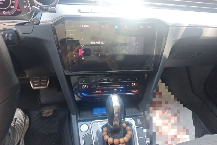 Used Volkswagen Magotan 2023 2 Million Units Commemorative Edition 330TSI DSG Luxury Version Audio And AC Panel