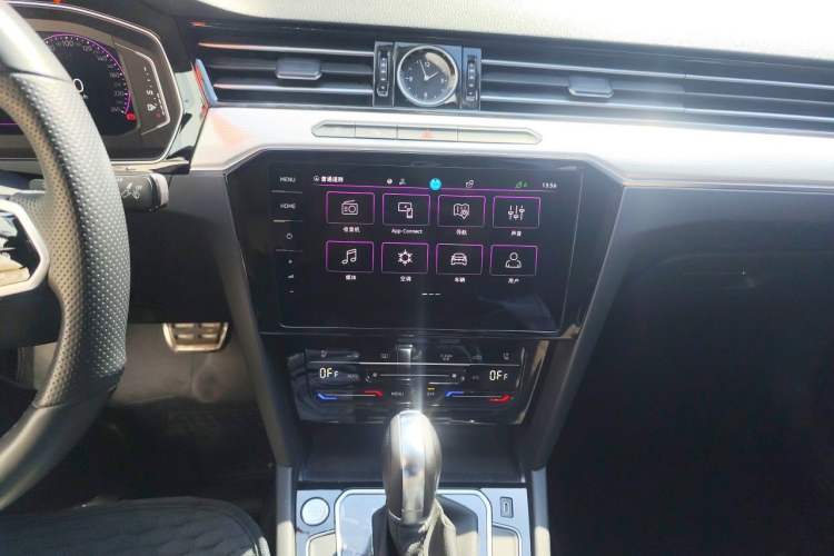 Used Volkswagen Magotan 2023 2 Million Units Limited-Edition 380TSI DSG Flagship Version Audio And AC Panel