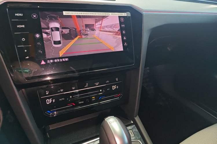 Used Volkswagen Magotan 2023 2 Million Units Limited Edition 330TSI DSG Leading Version Audio And AC Panel
