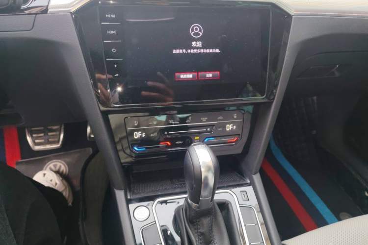 Used Volkswagen Magotan 2023 2 Million Units Limited-Edition 380TSI DSG Flagship Version Audio And AC Panel