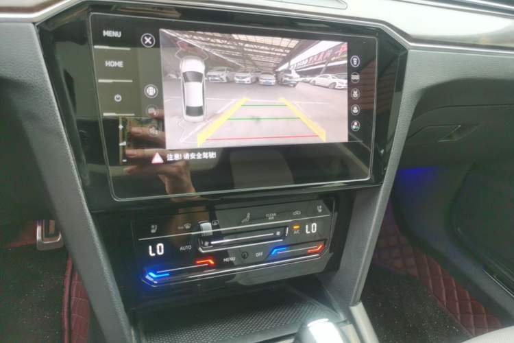 Used Volkswagen Magotan 2023 2 Million Units Limited Edition 330TSI DSG Leading Version Audio And AC Panel