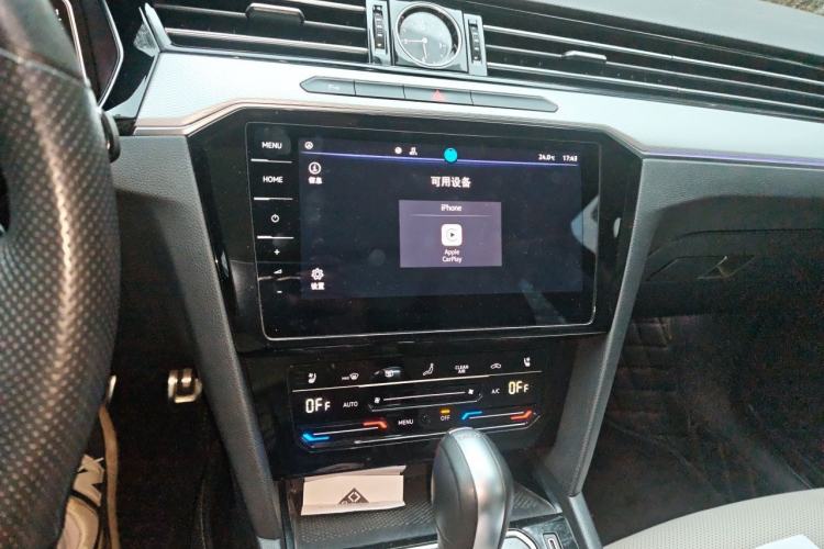 Used Volkswagen Magotan 2023 2 Million Units Commemorative Edition 330TSI DSG Luxury Version Audio And AC Panel