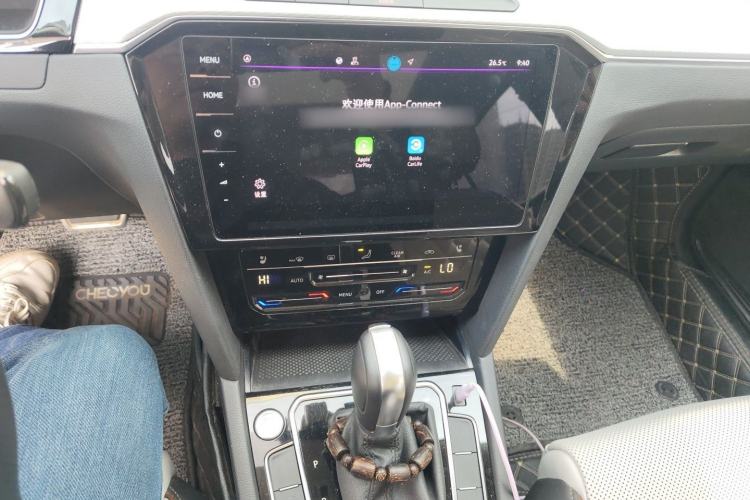 Used Volkswagen Magotan 2023 2 Million Units Commemorative Edition 330TSI DSG Luxury Version Audio And AC Panel