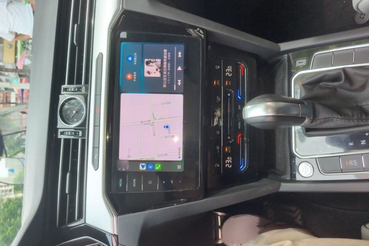 Used Volkswagen Magotan 2023 2 Million Units Commemorative Edition 330TSI DSG Luxury Version Audio And AC Panel