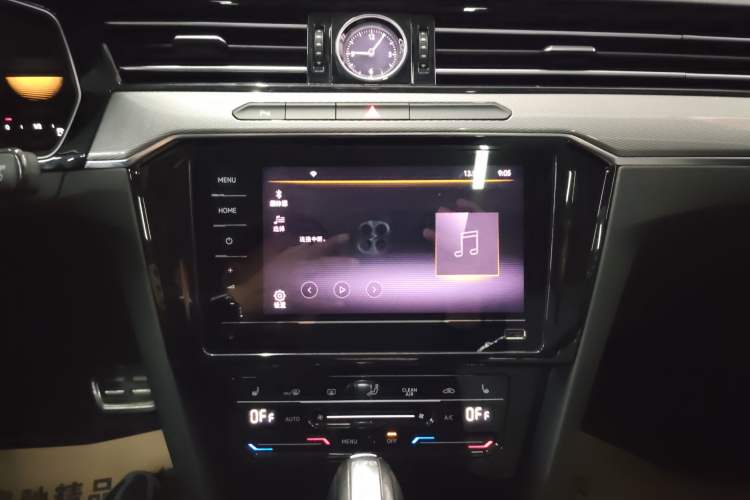 Used Volkswagen Magotan 2023 2 Million Units Limited Edition 330TSI DSG Leading Version Audio And AC Panel