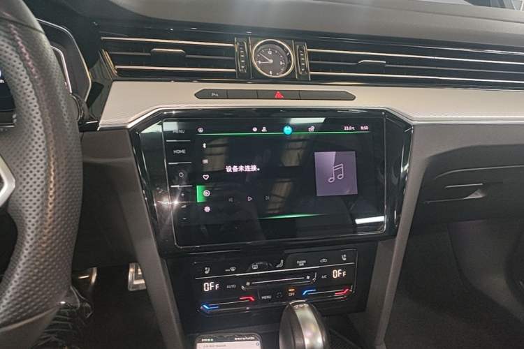 Used Volkswagen Magotan 2023 2 Million Units Commemorative Edition 330TSI DSG Luxury Version Audio And AC Panel