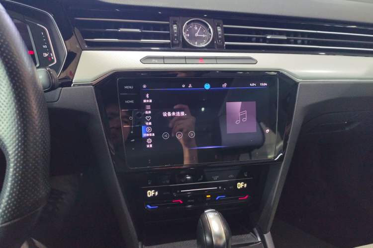 Used Volkswagen Magotan 2023 2 Million Units Limited Edition 330TSI DSG Leading Version Audio And AC Panel