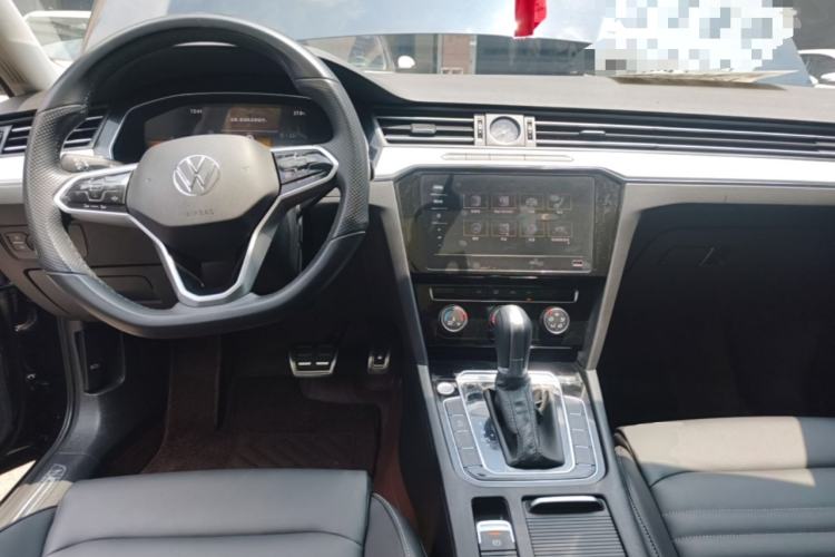 Used Volkswagen Magotan 2023 2 Million Units Limited-Edition 280TSI DSG Comfort Version Center Console