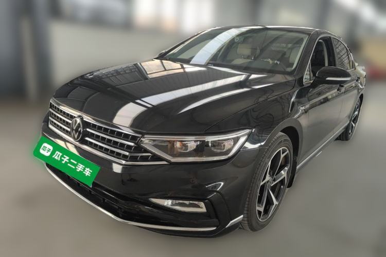 Used Volkswagen Magotan 2023 2 Million Units Commemorative Edition 330TSI DSG Luxury Version Guazi used car, China used car export, Used car for sale, Used cars, Cheapest cars for sale