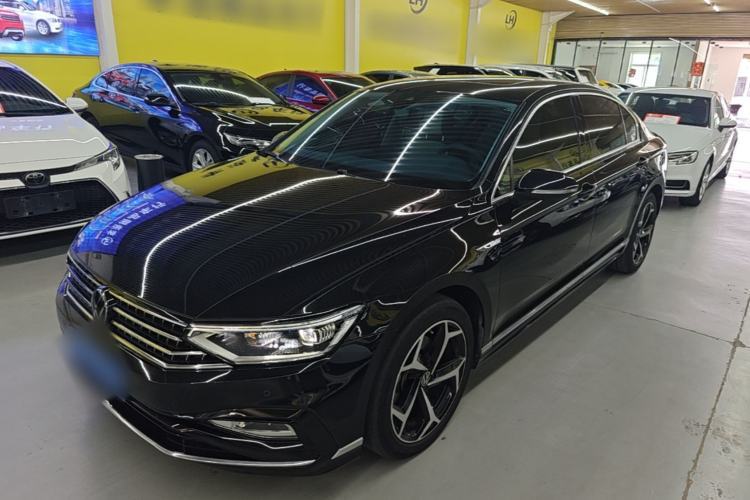 Used Volkswagen Magotan 2023 2 Million Units Commemorative Edition 330TSI DSG Luxury Version Guazi used car, China used car export, Used car for sale, Used  cars, Cheapest cars for sale