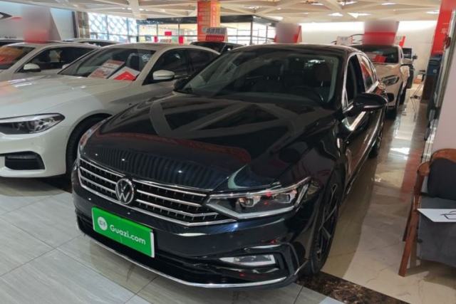 Ojetý Volkswagen Magotan 2023 2 Million Units Limited Edition 330TSI DSG Leading Version
