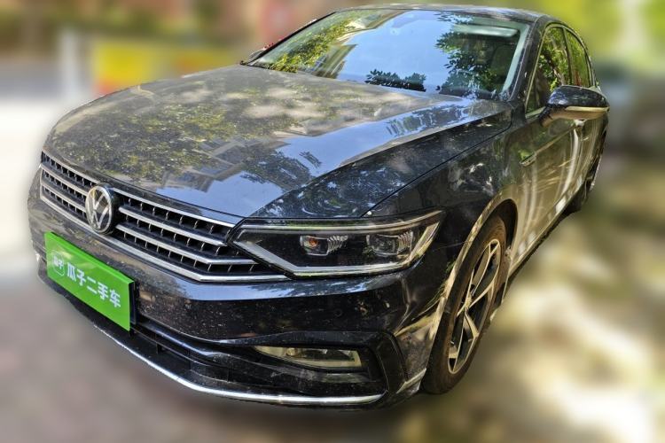 Used Volkswagen Magotan 2023 2 Million Units Commemorative Edition 330TSI DSG Luxury Version Guazi used car, China used car export, Used car for sale, Used  cars, Cheapest cars for sale