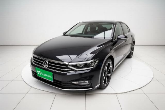 Ojetý Volkswagen Magotan 2023 2 Million Units Limited Edition 330TSI DSG Leading Version