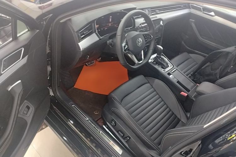 Used Volkswagen Magotan 2023 2 Million Units Limited-Edition 280TSI DSG Comfort Version Driver Seat