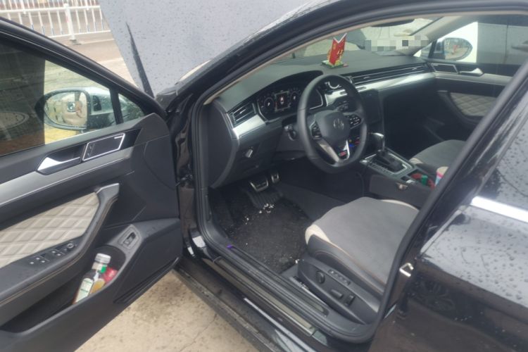 Used Volkswagen Magotan 2023 2 Million Units Limited-Edition 380TSI DSG Flagship Version Driver Seat