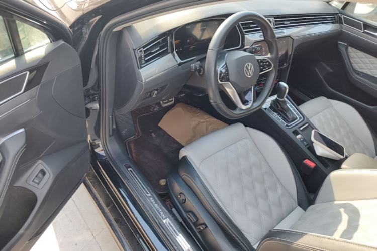 Used Volkswagen Magotan 2023 2 Million Units Limited Edition 330TSI DSG Leading Version Driver Seat