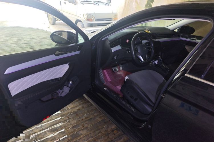 Used Volkswagen Magotan 2023 2 Million Units Commemorative Edition 330TSI DSG Luxury Version Driver Seat