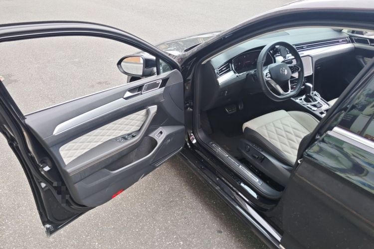 Used Volkswagen Magotan 2023 2 Million Units Limited-Edition 380TSI DSG Flagship Version Driver Seat
