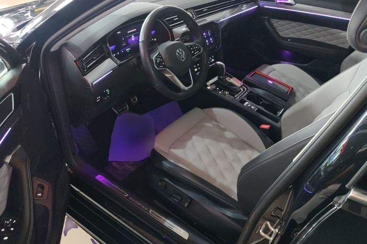 Used Volkswagen Magotan 2023 2 Million Units Limited Edition 330TSI DSG Leading Version Driver Seat