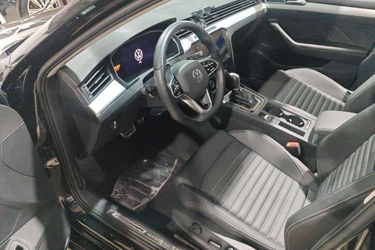 Used Volkswagen Magotan 2023 2 Million Units Limited-Edition 280TSI DSG Comfort Version Driver Seat