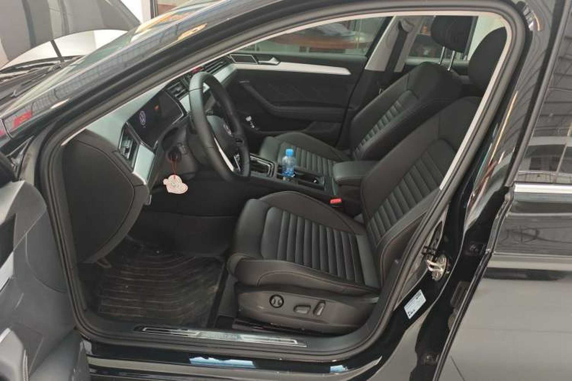 Used Volkswagen Magotan 2023 2 Million Units Limited-Edition 280TSI DSG Comfort Version Driver Seat