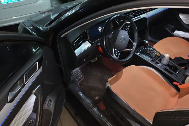 Used Volkswagen Magotan 2023 2 Million Units Commemorative Edition 330TSI DSG Luxury Version Driver Seat