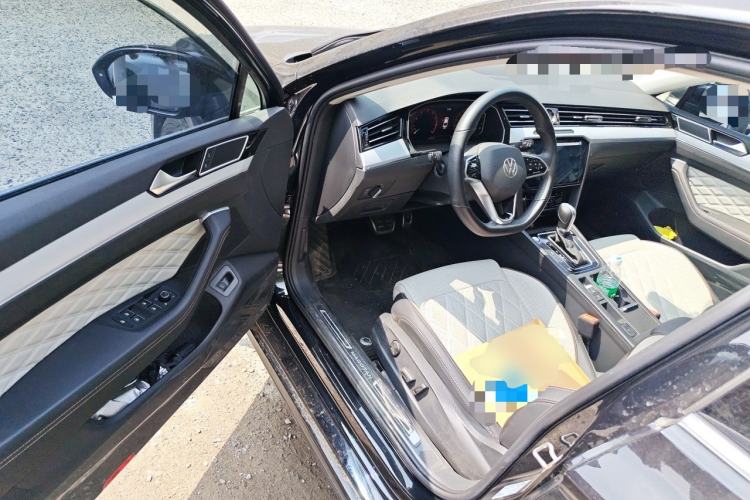 Used Volkswagen Magotan 2023 2 Million Units Commemorative Edition 330TSI DSG Luxury Version Driver Seat