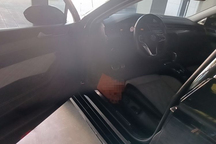 Used Volkswagen Magotan 2023 2 Million Units Limited Edition 330TSI DSG Leading Version Driver Seat