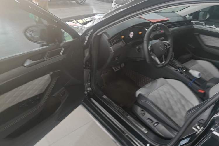 Used Volkswagen Magotan 2023 2 Million Units Limited Edition 280TSI DSG Leading Version Driver Seat