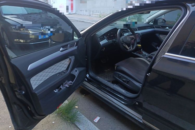 Used Volkswagen Magotan 2023 2 Million Units Commemorative Edition 330TSI DSG Luxury Version Driver Seat