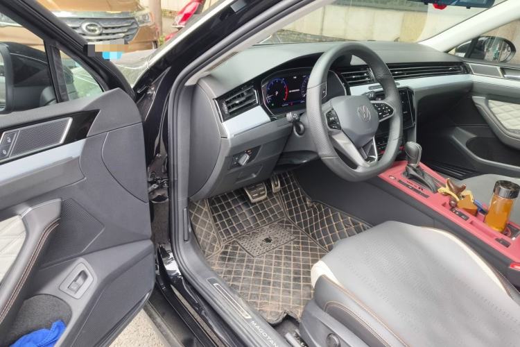 Used Volkswagen Magotan 2023 2 Million Units Commemorative Edition 330TSI DSG Luxury Version Driver Seat