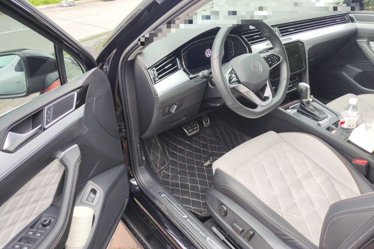 Used Volkswagen Magotan 2023 2 Million Units Commemorative Edition 330TSI DSG Luxury Version Driver Seat