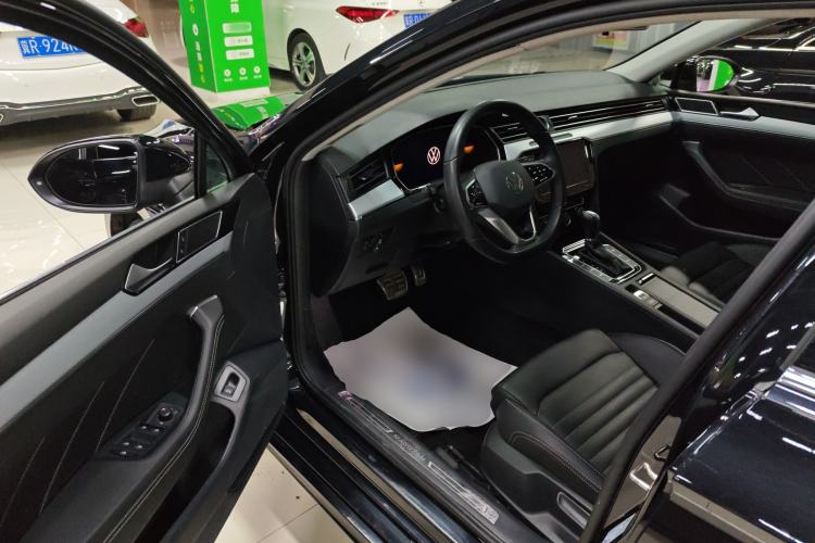 Used Volkswagen Magotan 2023 2 Million Units Limited-Edition 280TSI DSG Comfort Version Driver Seat