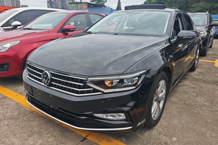Used Volkswagen Magotan 2023 2 Million Units Limited-Edition 280TSI DSG Comfort Version Guazi used car, China used car export, Used car for sale, Used cars, Cheapest cars for sale