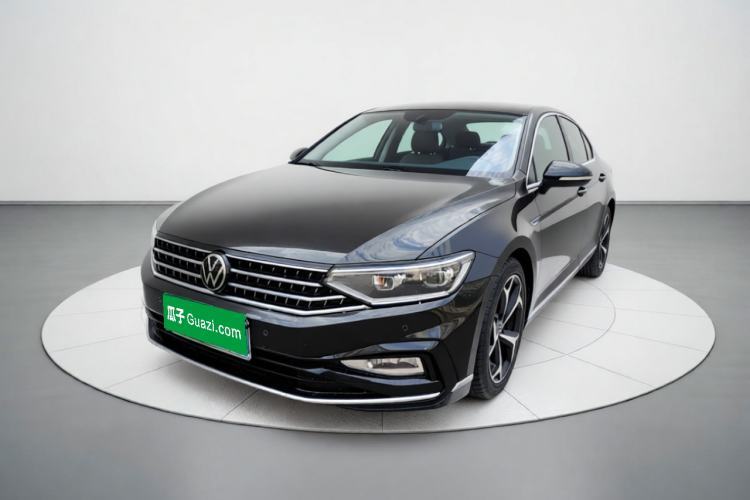 Ojetý Volkswagen Magotan 2023 2 Million Units Commemorative Edition 330TSI DSG Luxury Version Guazi used car, China used car export, Used car for sale, Used cars, Cheapest cars for sale
