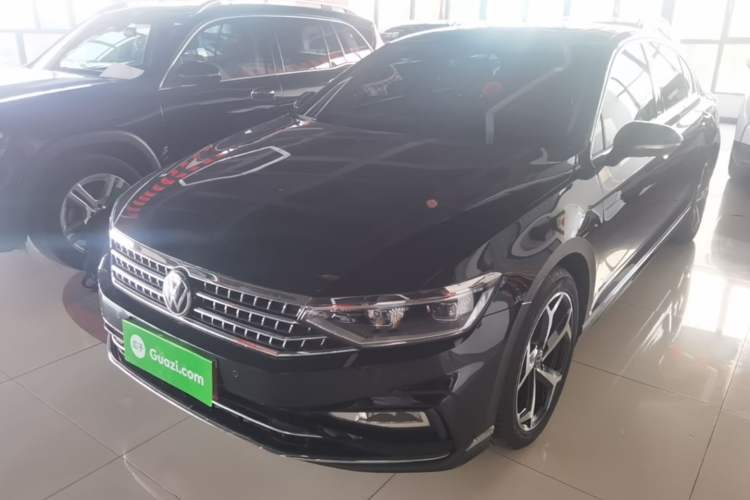 Used Volkswagen Magotan 2023 2 Million Units Limited Edition 330TSI DSG Leading Version Guazi used car, China used car export, Used car for sale, Used cars, Cheapest cars for sale