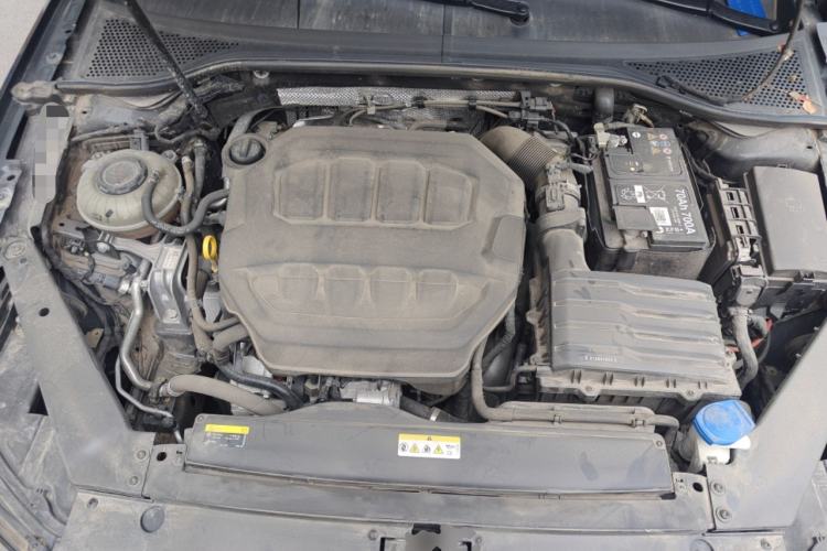Used Volkswagen Magotan 2023 2 Million Units Commemorative Edition 330TSI DSG Luxury Version Engine Bay