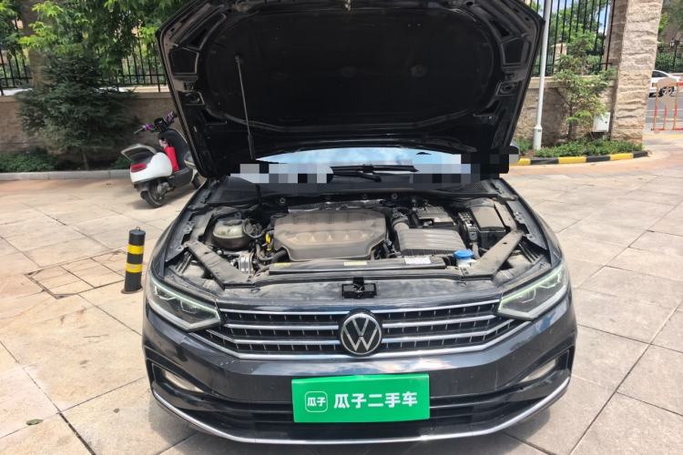 Used Volkswagen Magotan 2023 2 Million Units Limited Edition 330TSI DSG Leading Version Engine Bay